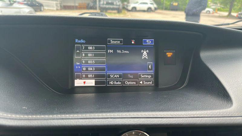 2015 Lexus ES 300h 300h