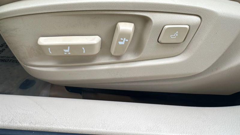 2015 Lexus ES 300h 300h