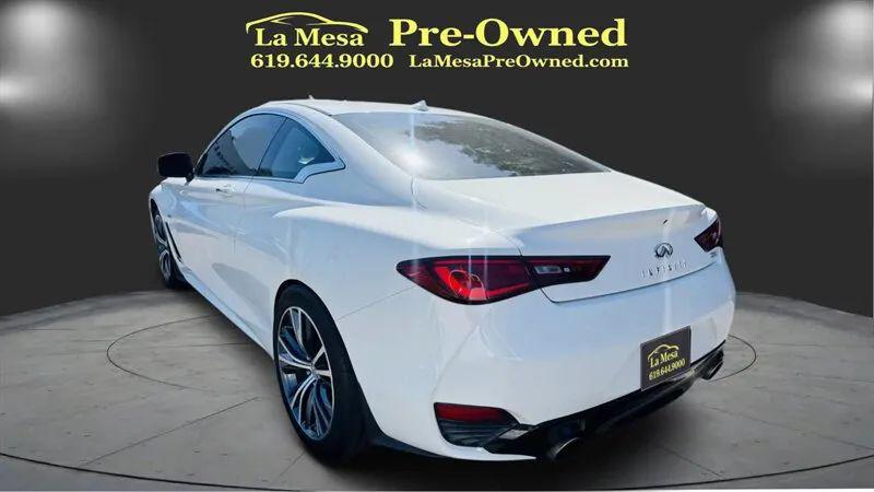 2017 INFINITI Q60 2.0t Premium