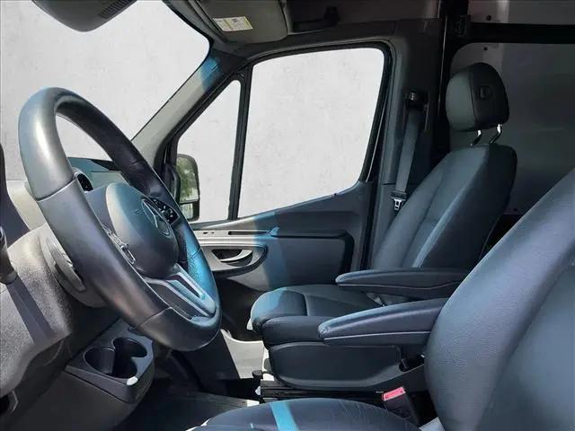 2022 Mercedes-Benz Sprinter 2500 Standard Roof V6
