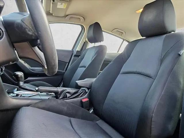 2015 Mazda Mazda3 i Sport