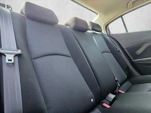 2015 Mazda Mazda3 i Sport