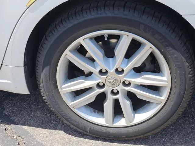 2014 Toyota Avalon XLE