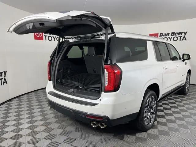 2023 GMC Yukon XL 4WD Denali Ultimate