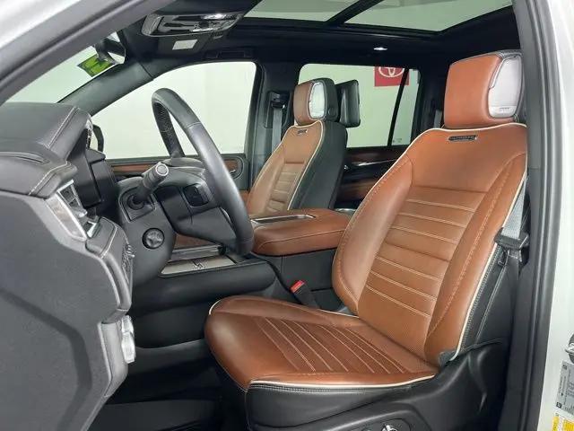 2023 GMC Yukon XL 4WD Denali Ultimate