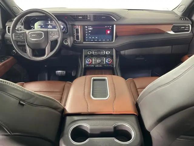 2023 GMC Yukon XL 4WD Denali Ultimate