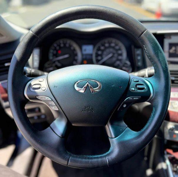 2019 INFINITI Q70 3.7 LUXE