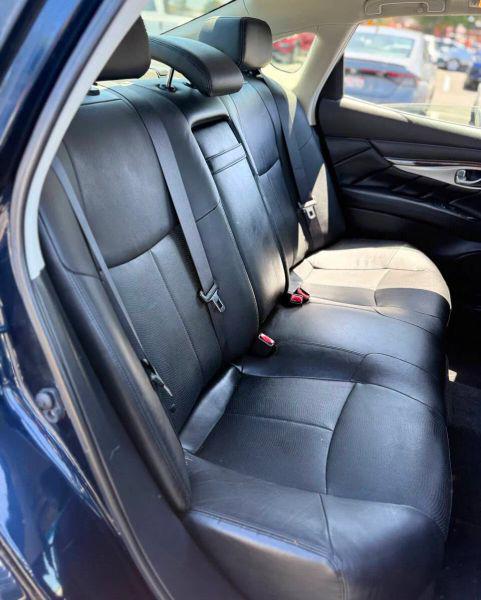 2019 INFINITI Q70 3.7 LUXE