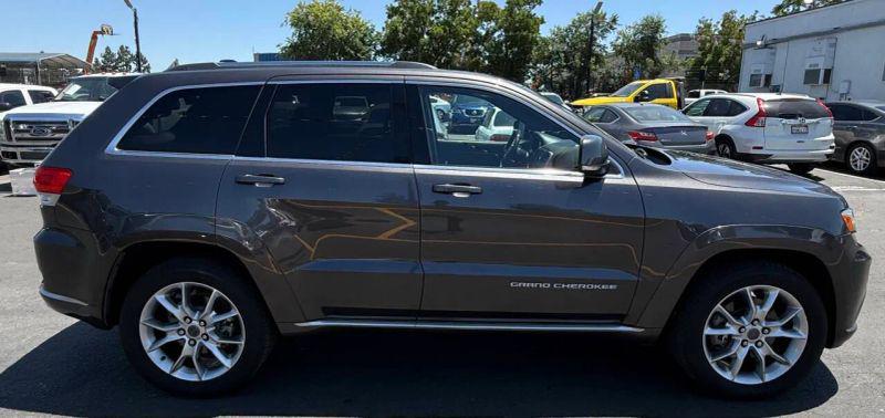 2016 Jeep Grand Cherokee Summit