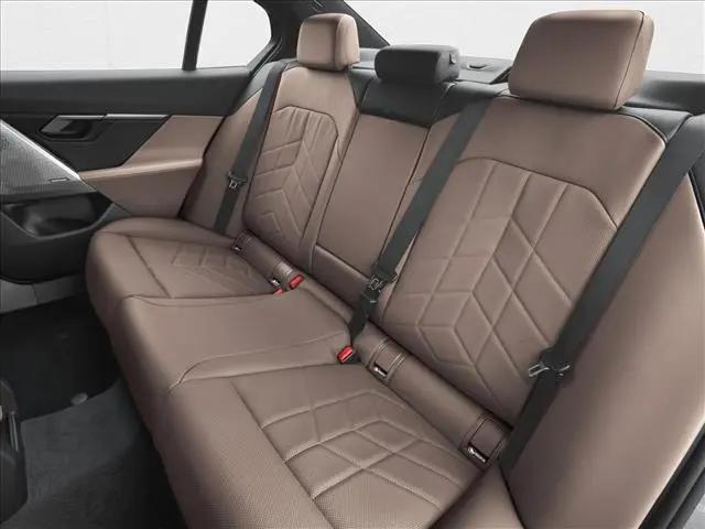2027 BMW 5 Series 550e xDrive