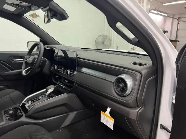 2026 Chevrolet Colorado LT, 4WD