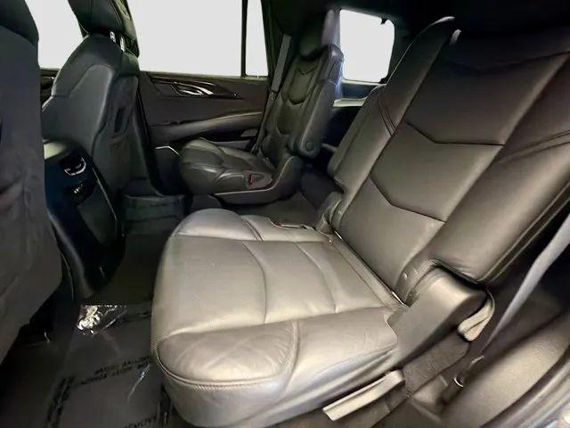 2016 Cadillac Escalade Platinum