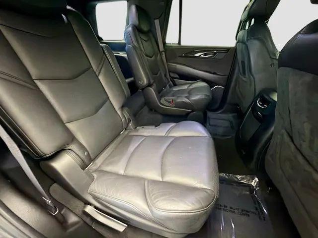 2016 Cadillac Escalade Platinum