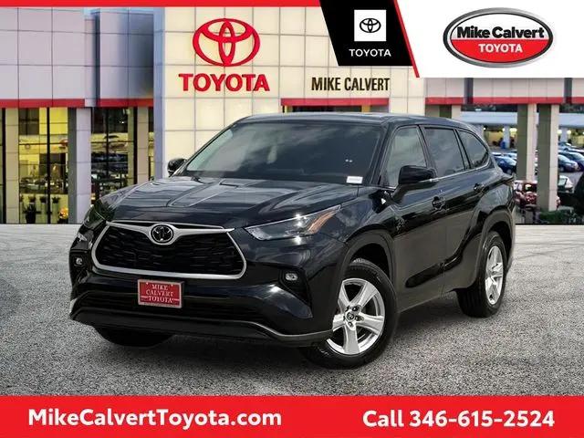 2025 Toyota Highlander LE for sale in Houston, TX
