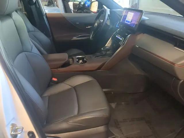 2024 Toyota Venza XLE