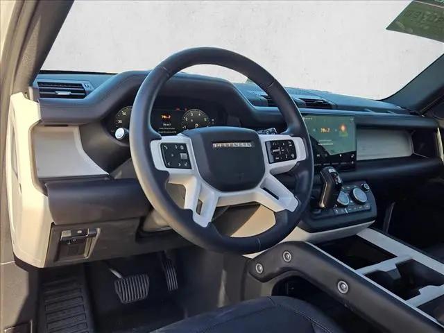 2025 Land Rover Defender 130 P300 S
