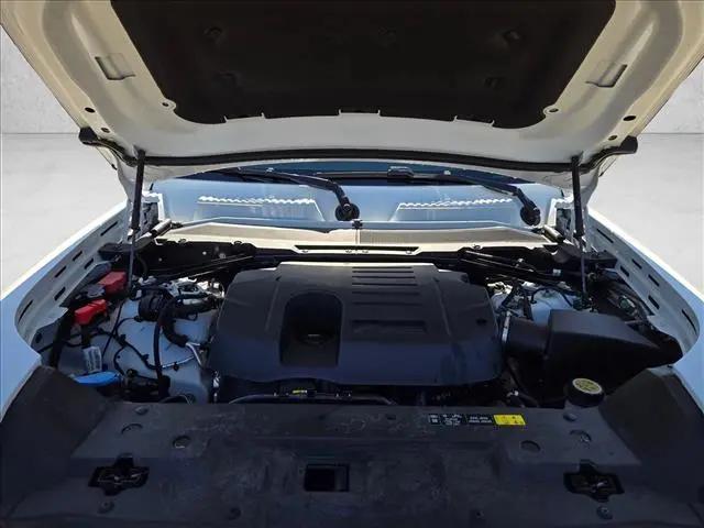 2025 Land Rover Defender 130 P300 S