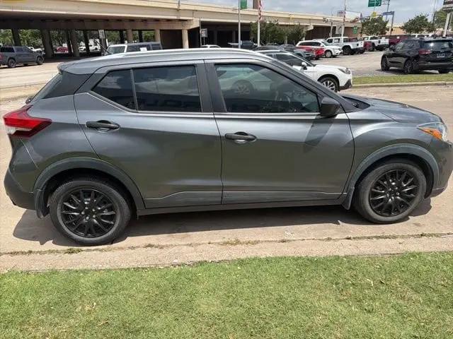 2018 Nissan Kicks S