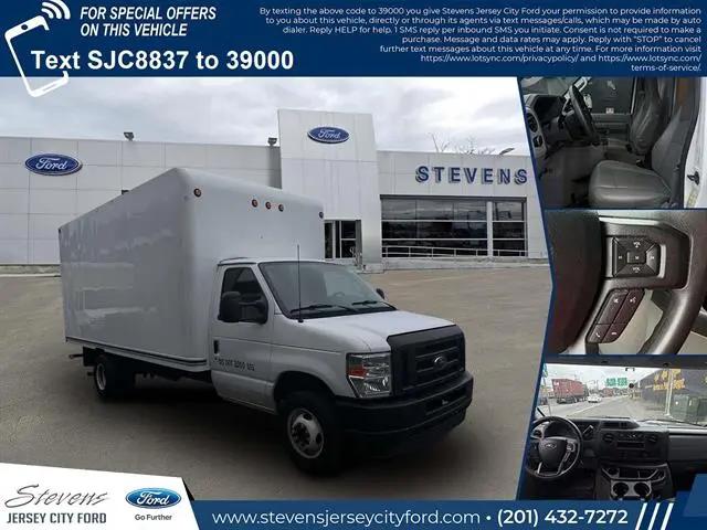 2024 Ford E-450 Cutaway E-450 for sale in Jersey City, NJ