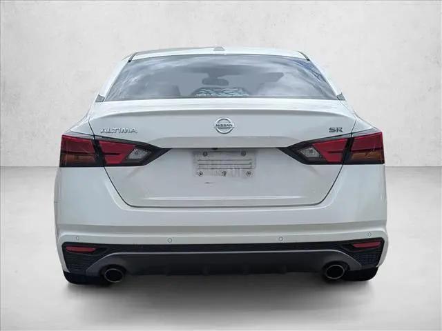 2020 Nissan Altima SR FWD