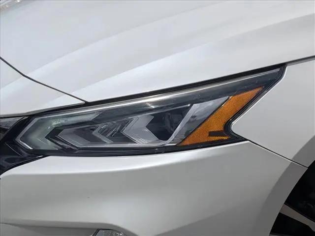 2020 Nissan Altima SR FWD