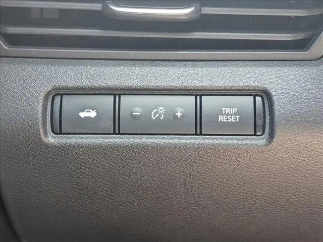 2020 Nissan Altima SR FWD