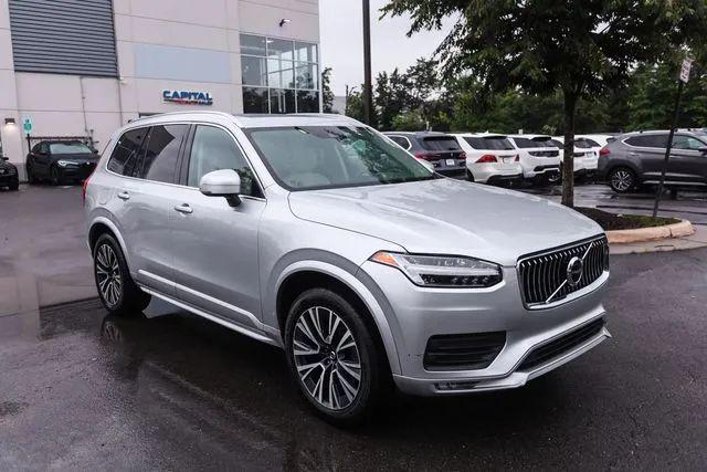 2020 Volvo XC90 T6 Momentum 7 Passenger