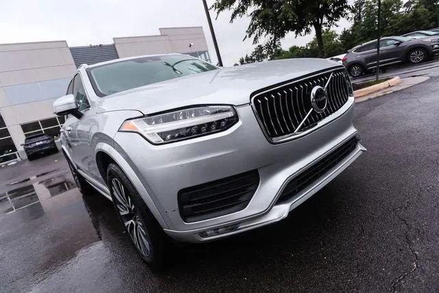 2020 Volvo XC90 T6 Momentum 7 Passenger