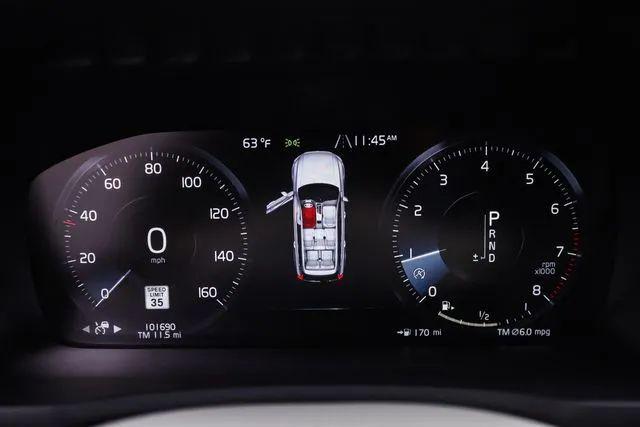 2020 Volvo XC90 T6 Momentum 7 Passenger