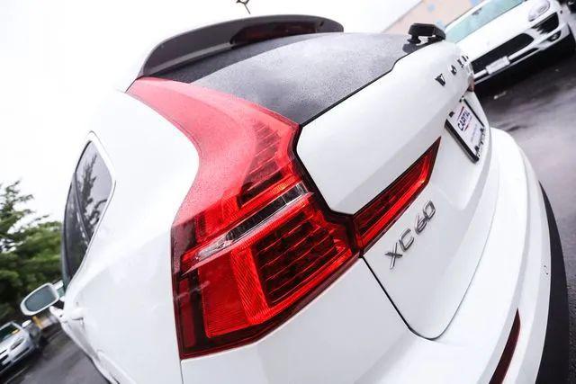 2020 Volvo XC60 T5 Momentum