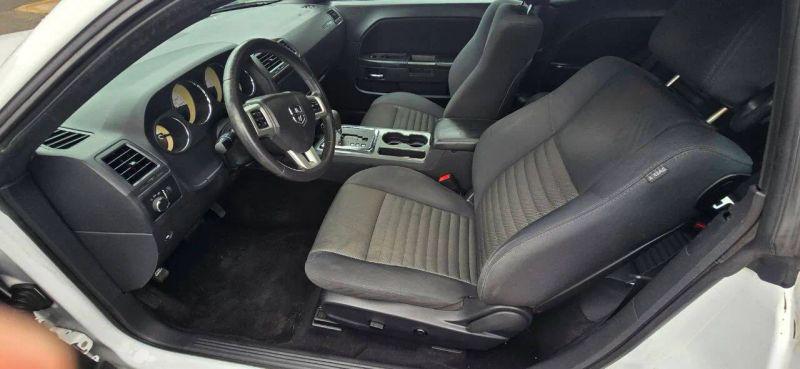2014 Dodge Challenger SXT