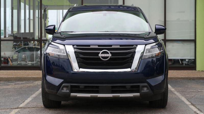 2022 Nissan Pathfinder SL 2WD for sale in Mesquite, TX