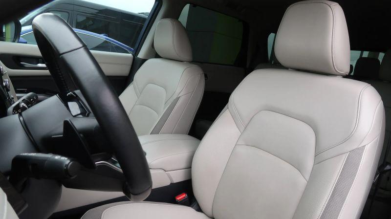 2022 Nissan Pathfinder SL 2WD