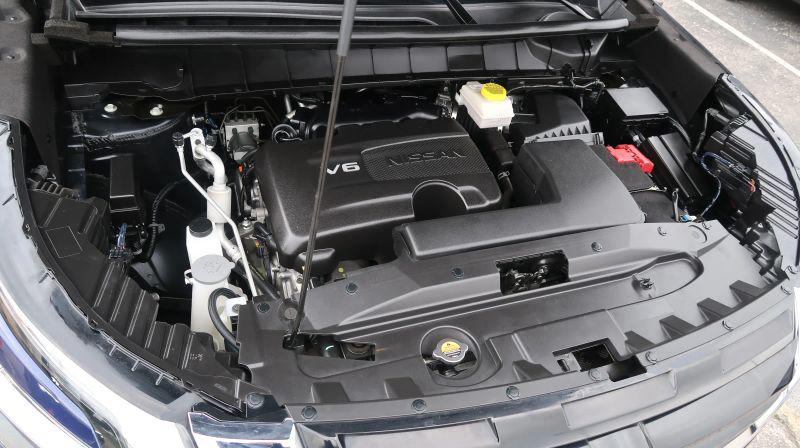 2022 Nissan Pathfinder SL 2WD