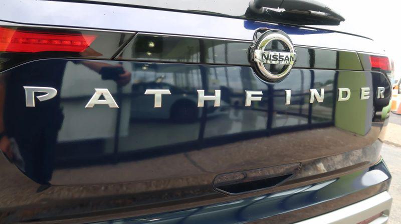 2022 Nissan Pathfinder SL 2WD
