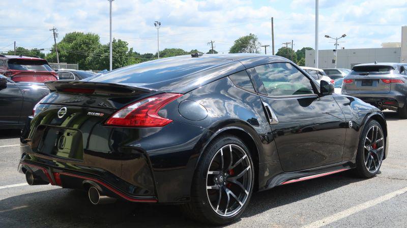 2019 Nissan 370Z NISMO