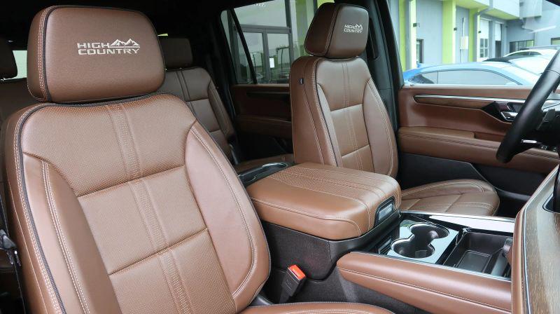 2025 Chevrolet Suburban 2WD High Country