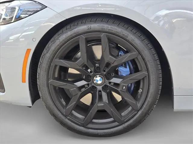 2025 BMW M4 M440i