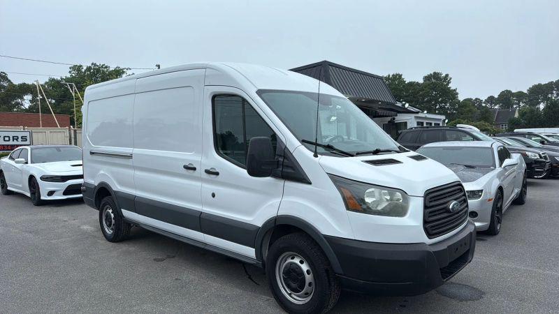2015 Ford Transit Medium Roof w/Sliding Side Door w/LWB