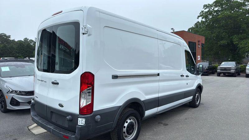 2015 Ford Transit Medium Roof w/Sliding Side Door w/LWB