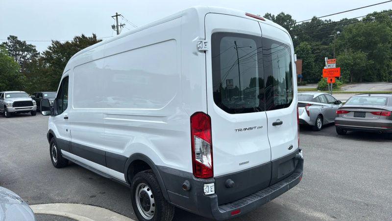2015 Ford Transit Medium Roof w/Sliding Side Door w/LWB