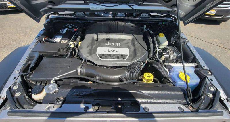 2015 Jeep Wrangler Unlimited Sport