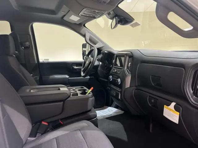 2026 Chevrolet Silverado 2500HD Crew Cab, Standard Bed, WT, 4WD