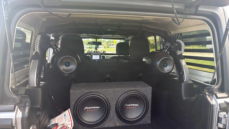 2020 Jeep Wrangler Sahara 4x4