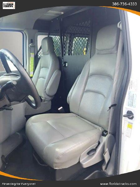 2009 Ford E-350 Super Duty Commercial