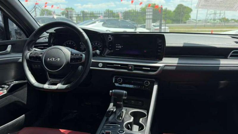 2024 Kia K5 GT-Line