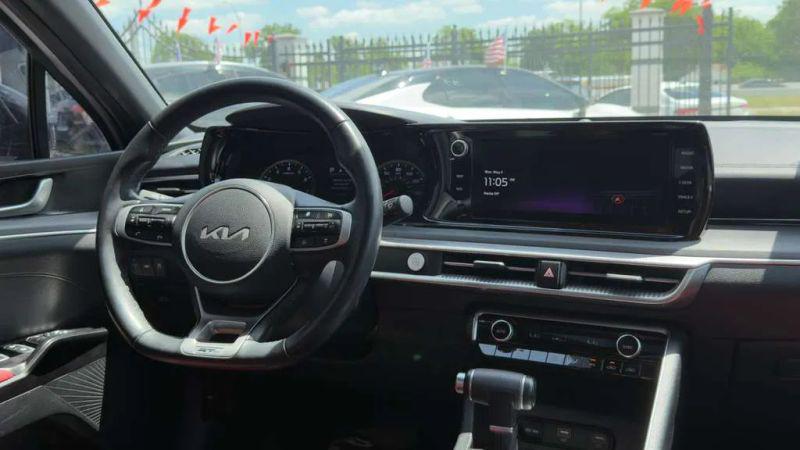 2024 Kia K5 GT-Line