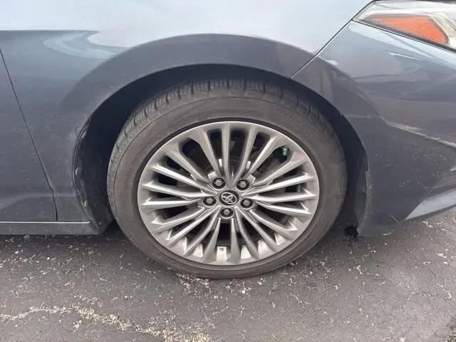 2019 Toyota Avalon XLE