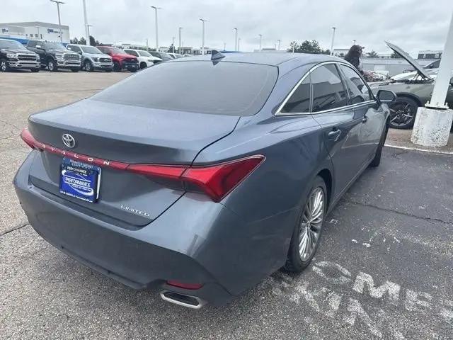 2019 Toyota Avalon XLE