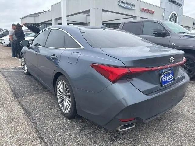 2019 Toyota Avalon XLE